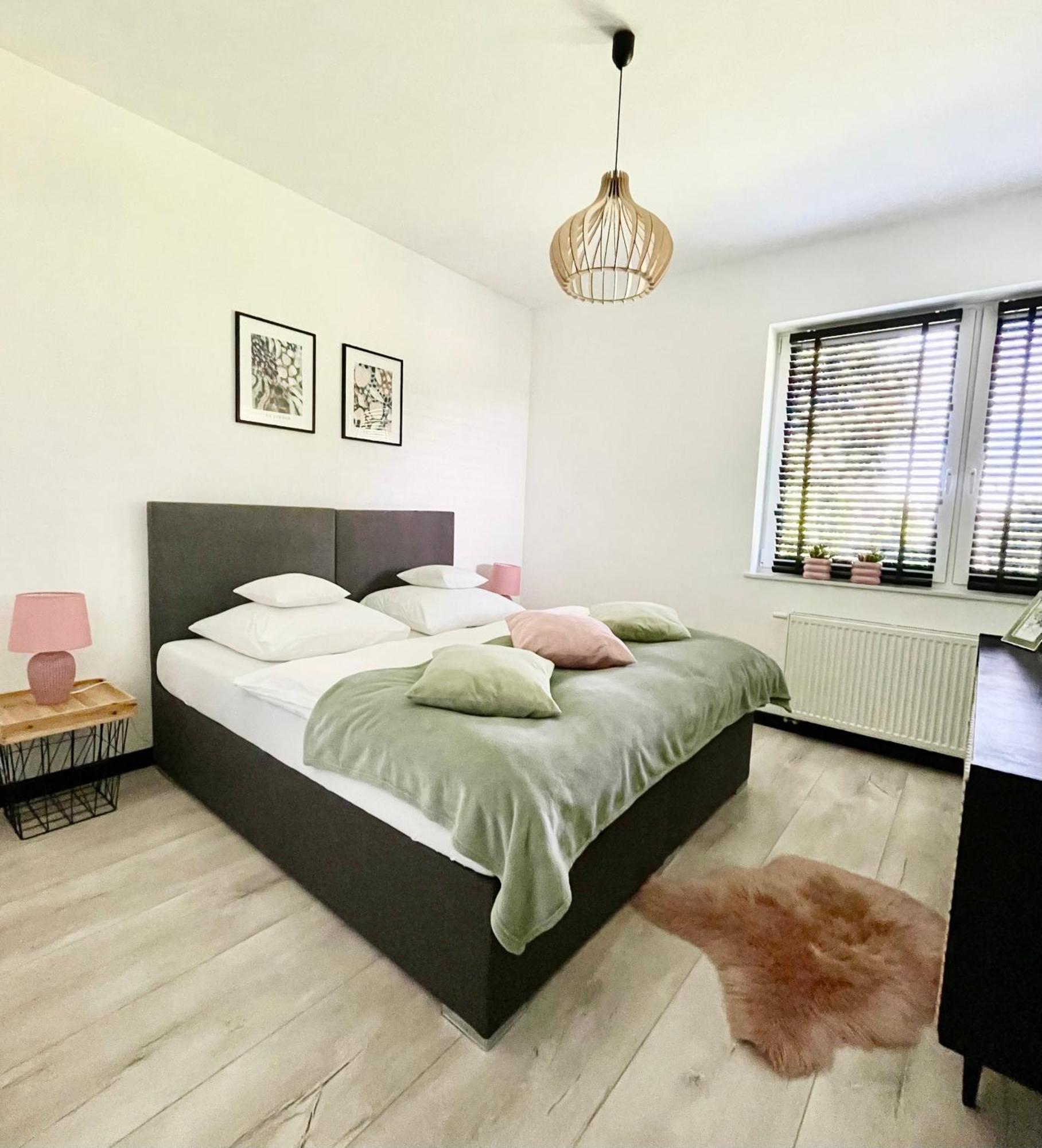 Apartament Ogrodowy Zakatek Uniejow Luaran gambar